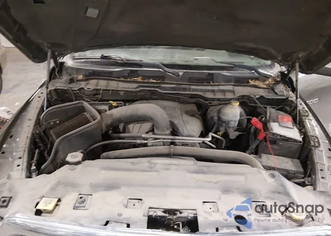 2011 Ram Ram 1500 Laramie z USA, uszkodzony, nr VIN 1D7RV1CT4BS556085